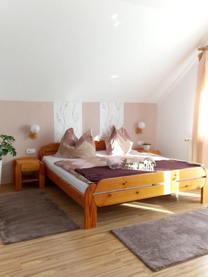 Majlath Vendeghaz Hotell Bük Exteriör bild