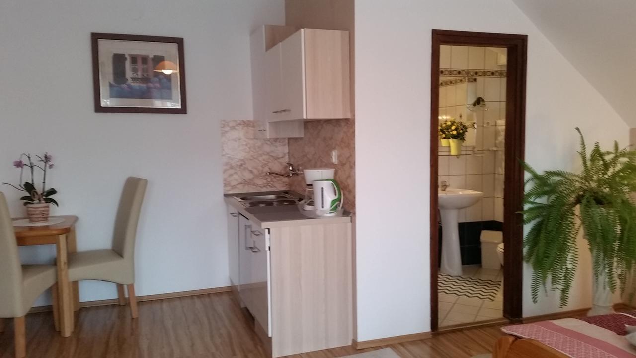 Majlath Vendeghaz Hotell Bük Exteriör bild